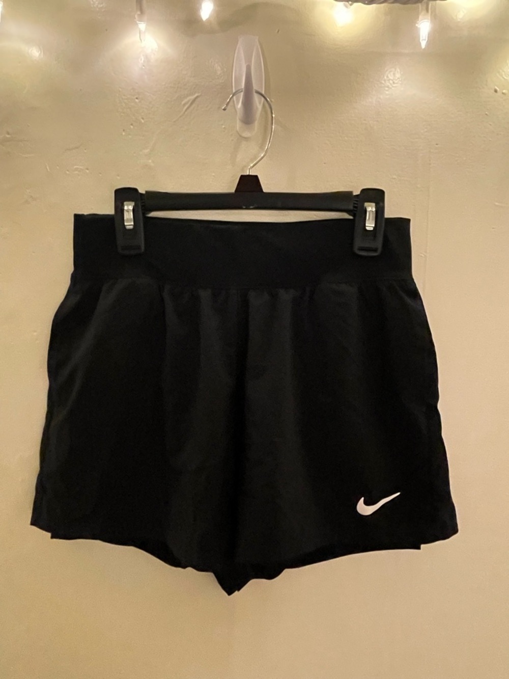 Nike Women’s Black Athletic Layered Running Shorts with Swoosh XS NWOT Pockets - Picture 3 of 16